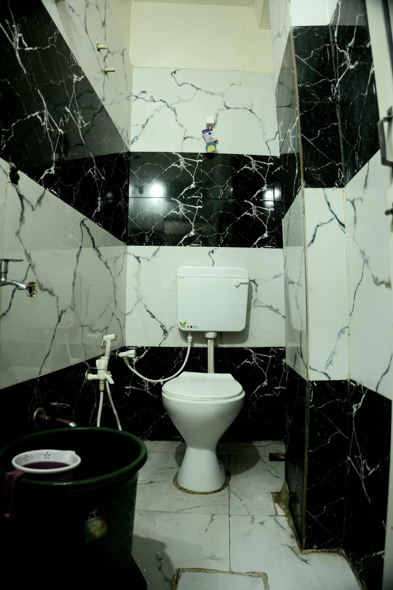 Hotel Ganraj Ujjain Eksteriør billede